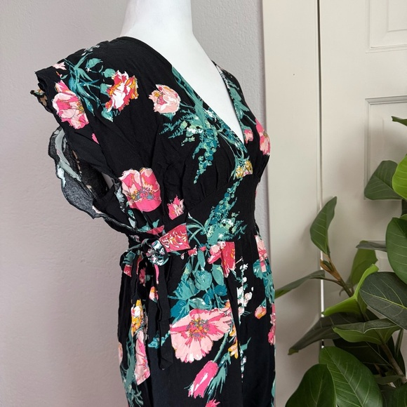 Xhilaration Black and Pink Floral Jumpsuit with V-Neckline - Picture 5 of 10